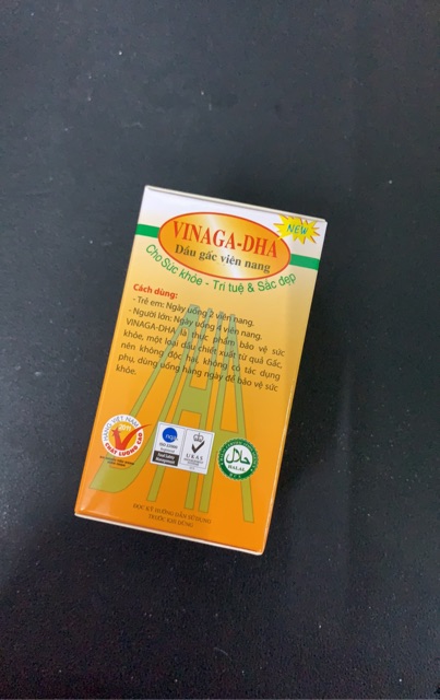 Vinaga DHA - Dầu gấc bổ sung vitamin A, E, DHA giúp sáng mắt, tăng thị lực, giảm khô, mờ, quáng gà, nám, sạm, lão hóa da