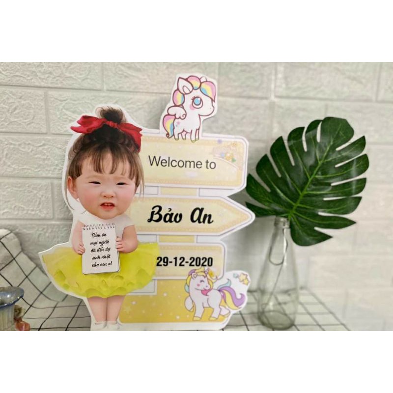 Cây welcome trang trí sinh nhật có hình bé