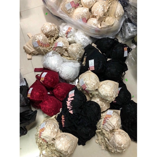 Áo ngực Lovely ren thêu nổi mút mỏng xuất Nhật đẹp từ bên trong anh video thật ạ