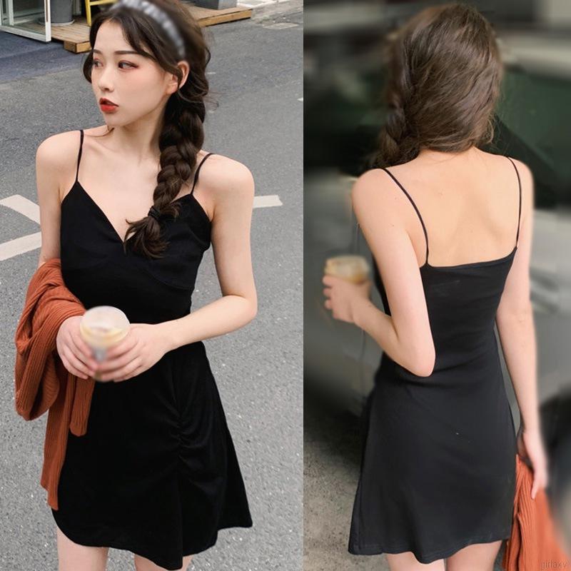 Đầm hai dây ôm sát quyến rũ dành cho nữ