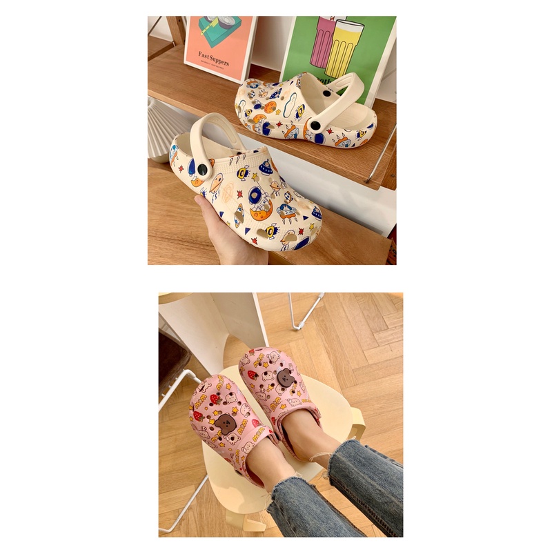 Dép Sandal Đế Mềm Đục Lỗ Họa Tiết Hoạt Hình Dễ Thương Cho Nữ