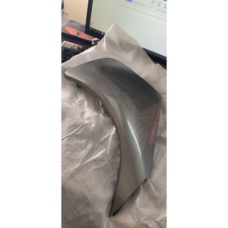 Ốp Má Cánh bửng Honda Ab 110 Air Blade 110 đầu bò 2011 2012