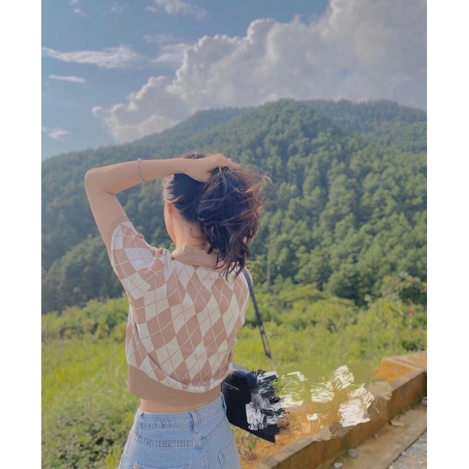 Áo len Tay ngắn thiết kế croptop hoạ tiết caro phong cách hàn quốc chất vải dày dặn form chuẩn