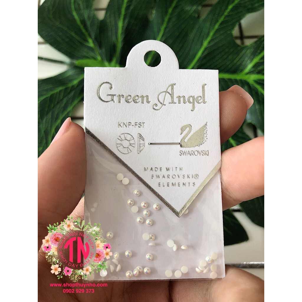 Hột bẹt và đá trang trí móng