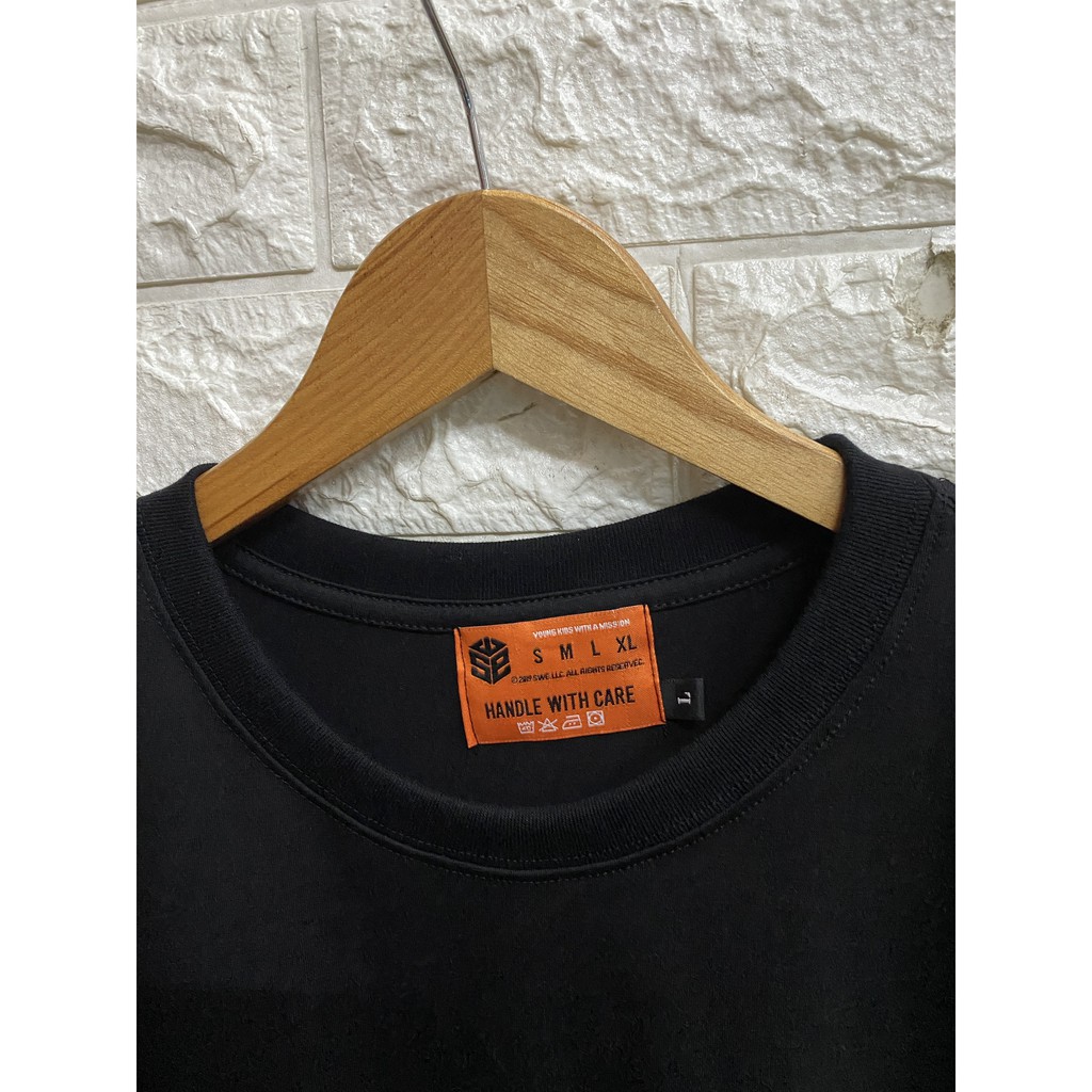 Áo Thun Tay Lỡ SWE Form Rộng Unisex nam nữ phong cách Ulzzang Full Tem Tag Chính Hãng | BigBuy360 - bigbuy360.vn