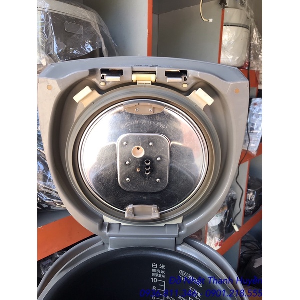 Nồi cơm Nhật bãi 1.8l Sanyo Cao tần Áp suất ECJ-MZ18E7 cơm bao ngon dền