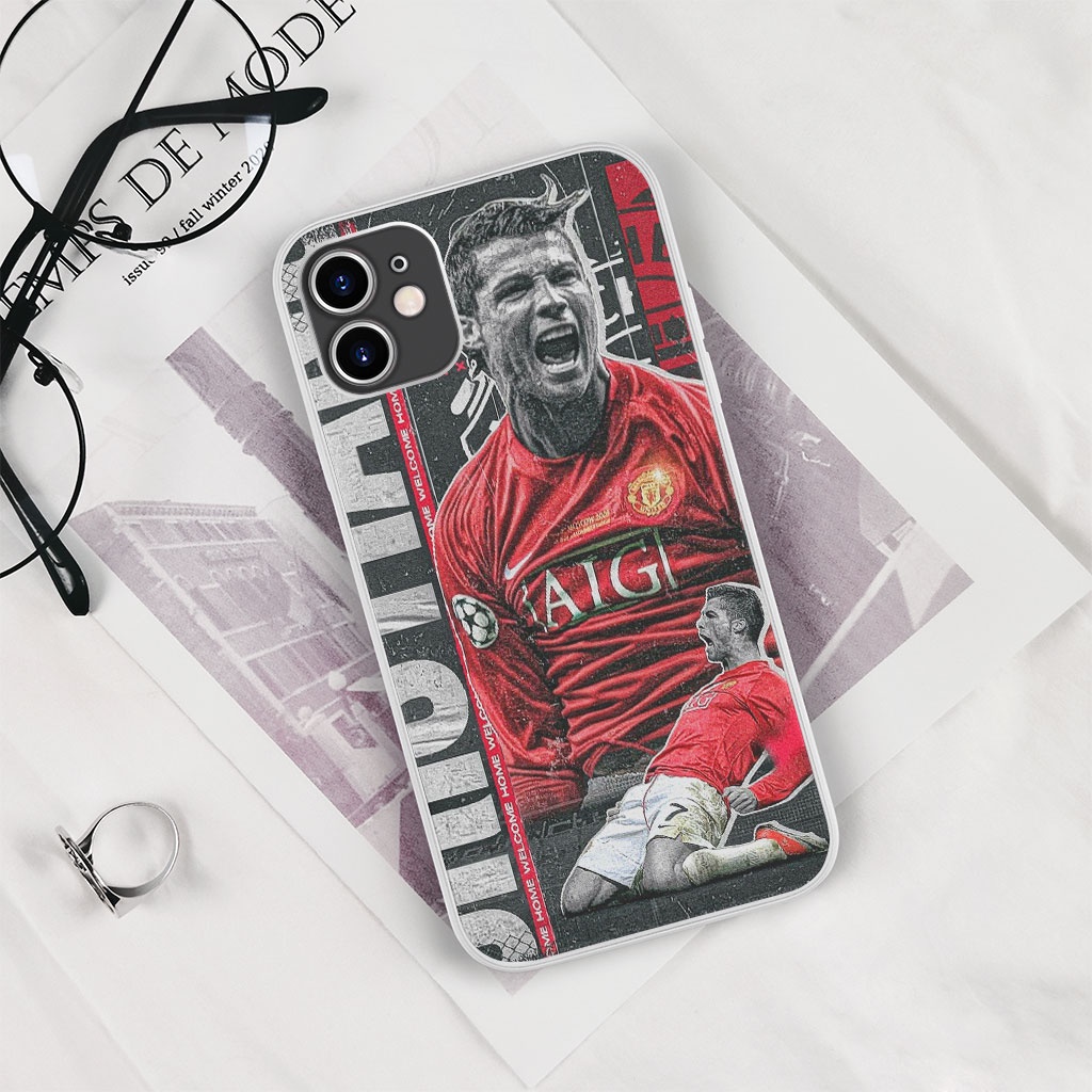 Ốp điện thoại dẻo ronaldo trượt cỏ ăn mừng cho iphone 6 - iphone 13 RED20210101