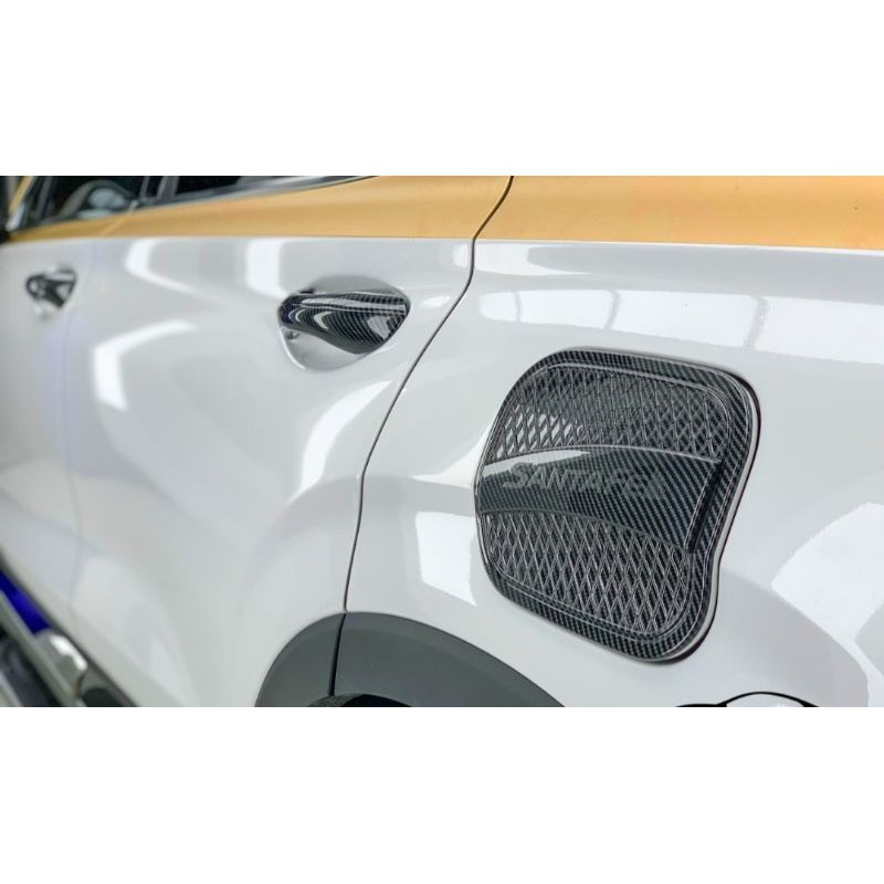 Ốp Nắp Bình Xăng xe Hyundai SantaFe 2019 2020 2021 Mẫu Carbon/ Mạ Crom