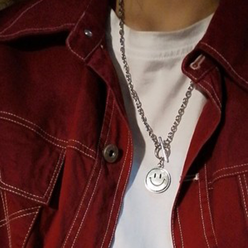 Dây chuyền dạng xích gắn hình mặt cười đáng yêu cho nam và nữ Sweater Dây chuyền