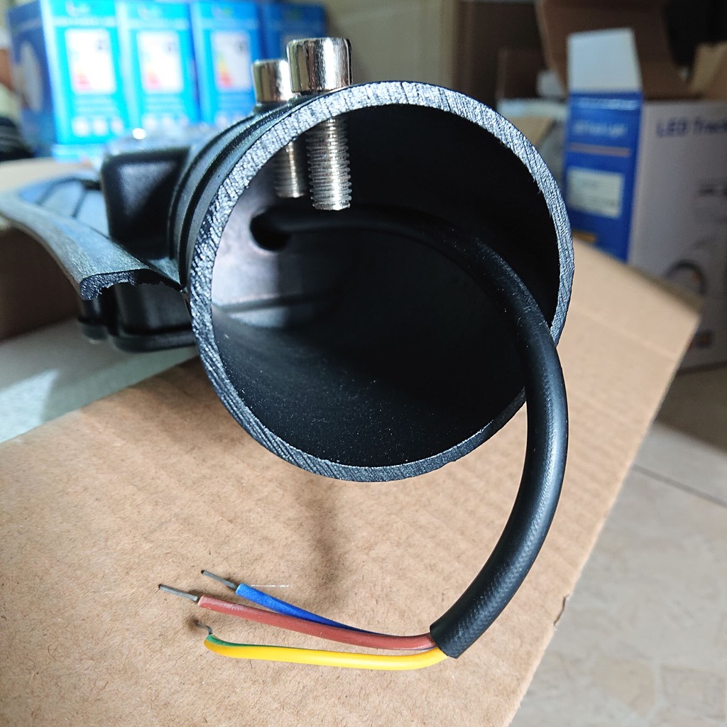 Đèn đường chiếc lá 30w 50w (SỈ LIÊN HỆ) /// | BigBuy360 - bigbuy360.vn