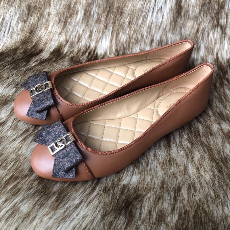 Giày nữ Michael Kors size 35.5 fullbox