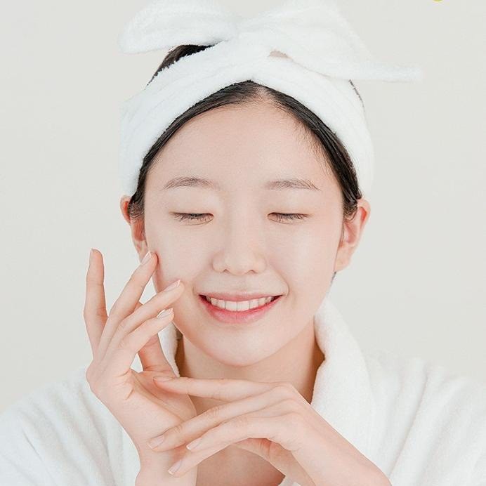 [MẪU MỚI] Kem Dưỡng Da Simple Hydrating Light Moisturiser 125ml | BigBuy360 - bigbuy360.vn