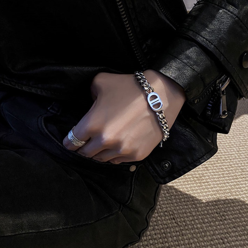 Vòng tay thép titan thiết kế mới cá tính thời trang theo phong cách hip hop