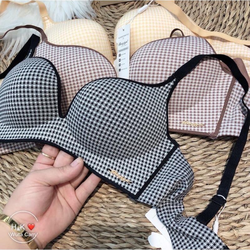 Áo Lót Nữ ĐúcThông Hơi Kẻ Caro Không Gọng Nâng Ngực Quyến Rũ K68