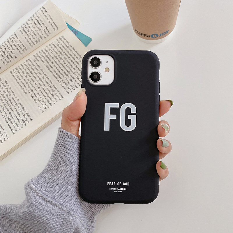 Ốp điện thoại mềm màu trắng đen in chữ Fear of God cho iPhone 7/8 Plus/X/XS/XR/XS MAX/11/11 PRO/11 Pro MAX/SE2/12