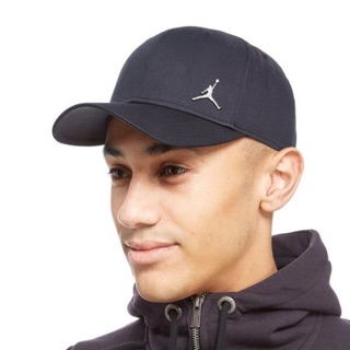 Mũ N Air Jordan Metal cực đẹp