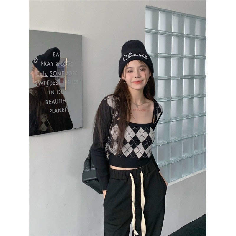 Set áo croptop len kèm áo 2S 2 màu Quảng Châu