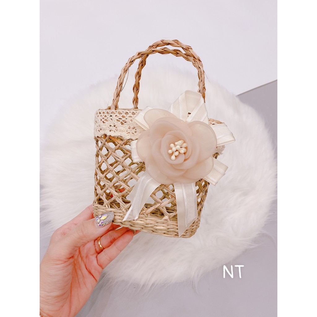 Túi cói hoa trà Vintage, túi cói đi biển, du lịch, đựng đồ kiểu đan mây kèm hoa xinh xắn | BigBuy360 - bigbuy360.vn