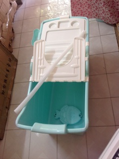 Bồn tắm gấp gọn 1m2