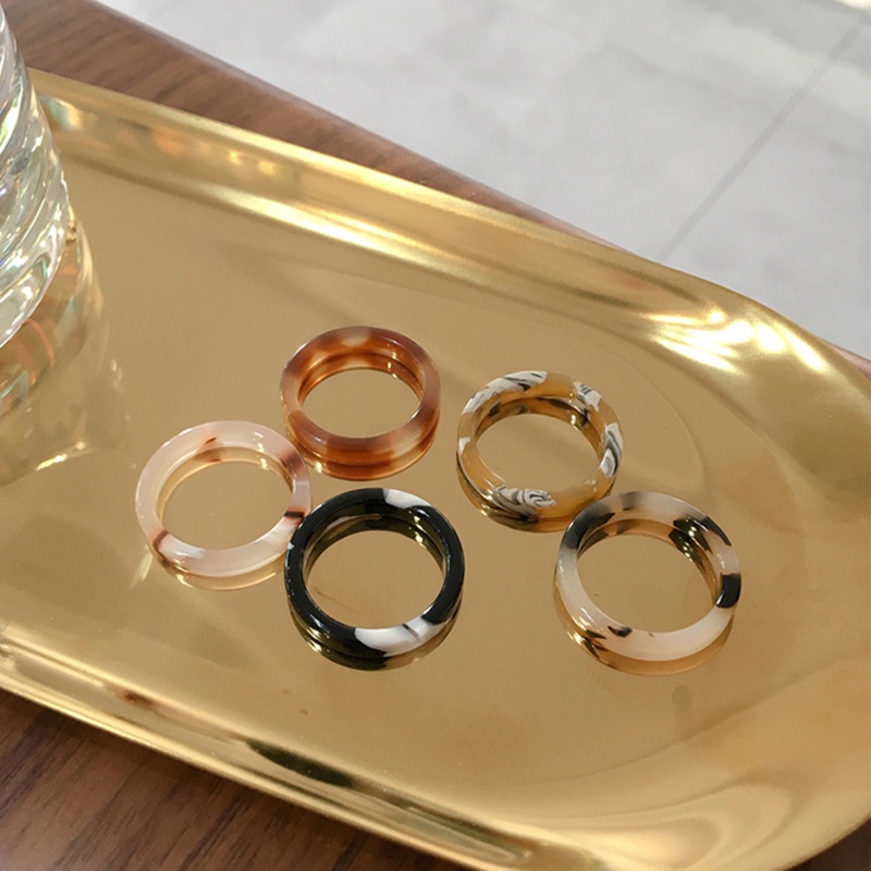 Nhẫn Nhựa Resin Màu Vàng Hồng Phong Cách Vintage Cho Nữ