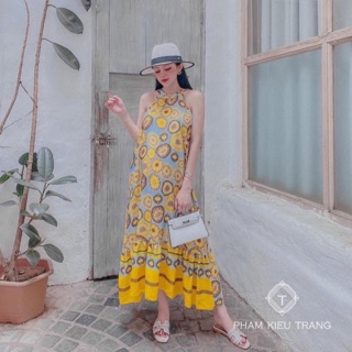 Đầm maxi hoạ tiết cổ yếm