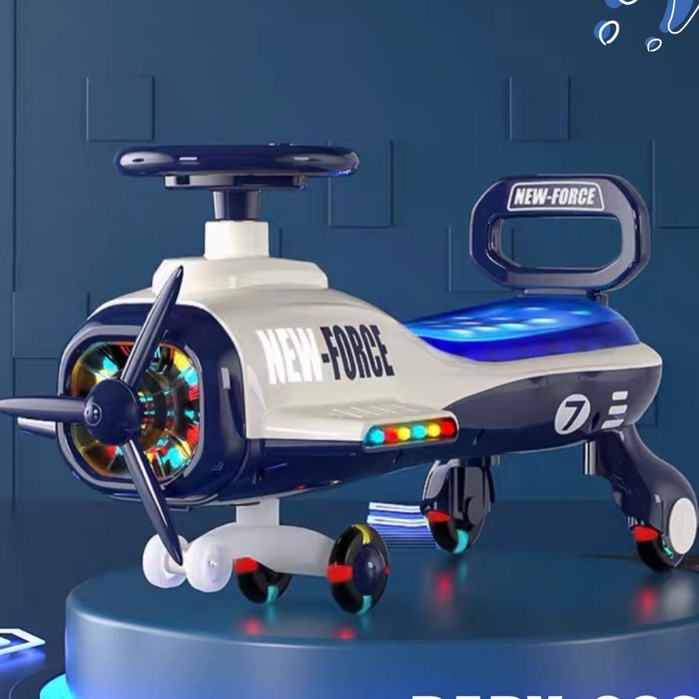 Xe lắc cho bé mẫu mới Máy Bay, chòi chân có nhạc và đèn từ 1-6 tuổi