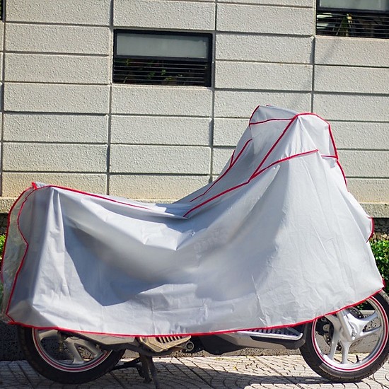 Bạt phủ xe máy chất lượng tốt, chống mưa nắng, bụi bẩn, vải dù pha nilon chống thấm tuyệt đối, áo trùm cả xe