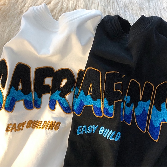 Áo Thun Tay Ngắn Form Rộng Với Họa Tiết Thêu Theo Phong Cách Preppy