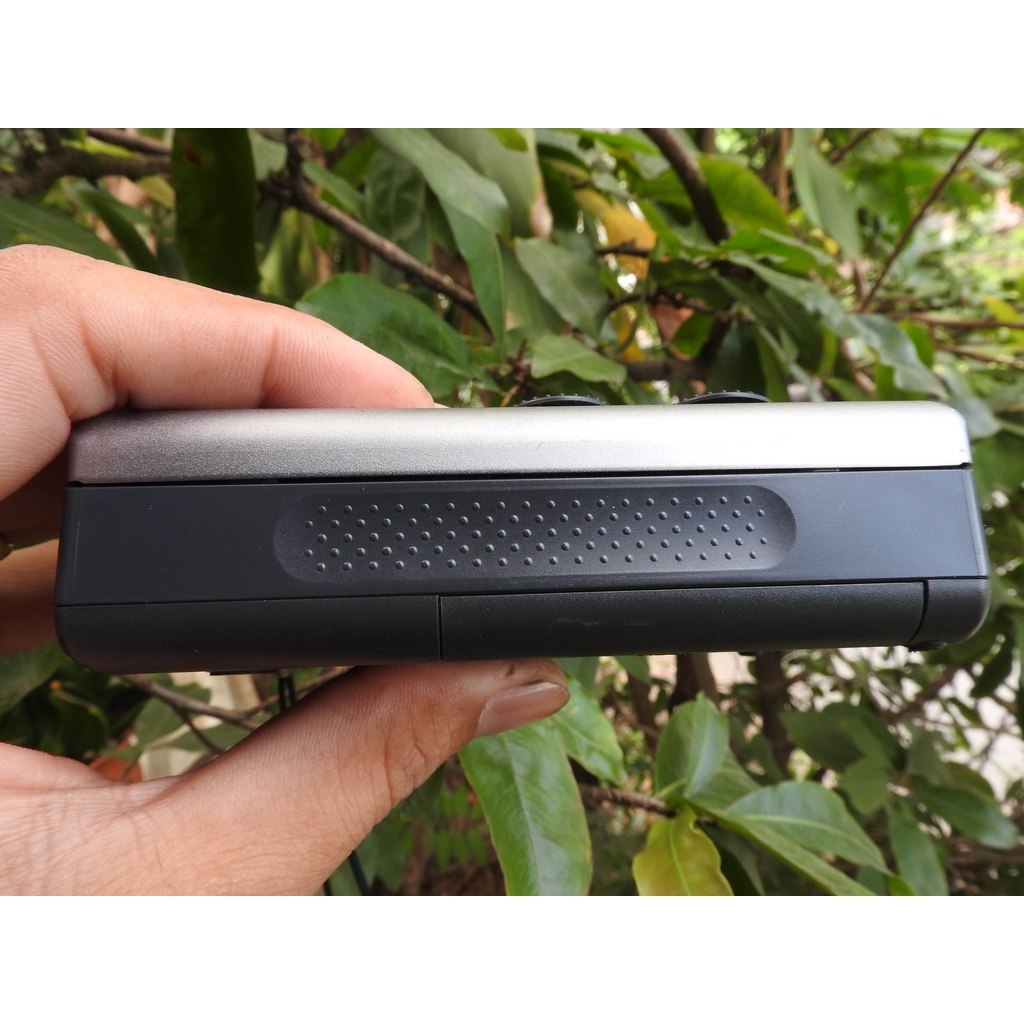 Máy nghe nhạc Cassette Sony TCM-AP10 có loa ngoài phát băng 2 chiều cửa băng kim loại chắc tay máy còn đẹp