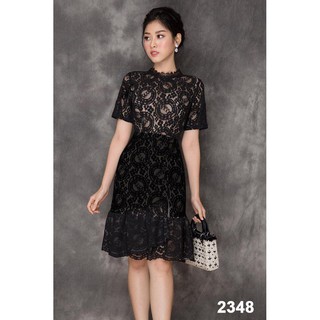 Đầm body ren đen duôi cá