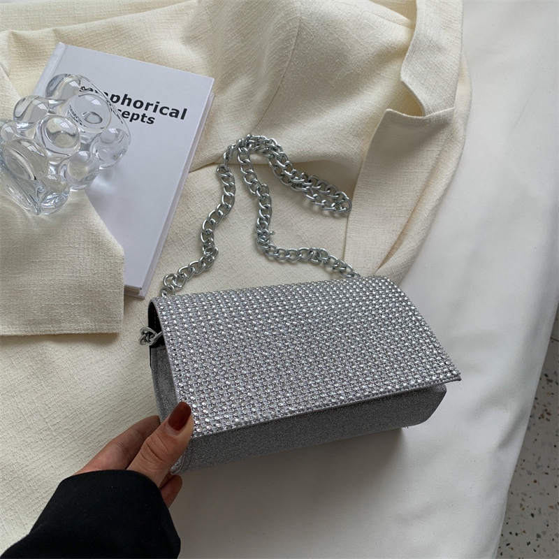 Túi Đeo Chéo Đính Đá Lấp Lánh Có Dây Đeo Mắc Xích Cao Cấp Thời Trang Mùa Hè Dành Cho Nữ 2022