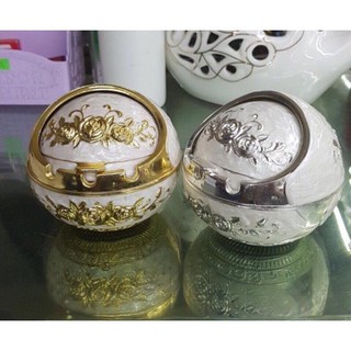Gạt tàn thuốc phong cách hoàng gia