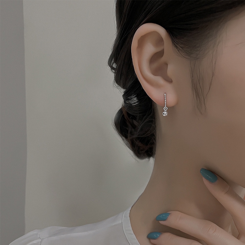 1 Khuyên Tai Tròn Đính Hạt Phong Cách Hàn Quốc Cổ Điển