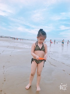 Bikini bé gái ( ảnh thật)