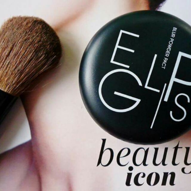 Eglips Blur Powder Pact