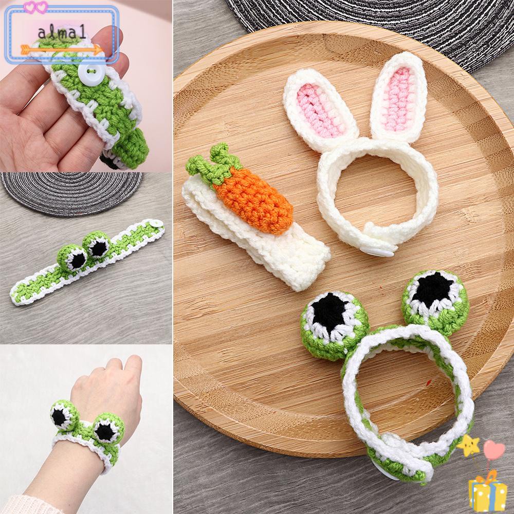Vòng Đeo Tay Đan Len Hình Thỏ / Ếch / Cà Rốt Dễ Thương Thiết Kế Sáng Tạo Cho Bé Gái | BigBuy360 - bigbuy360.vn