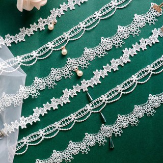 Vòng cổ choker ren màu trắng thiết kế nữ tính