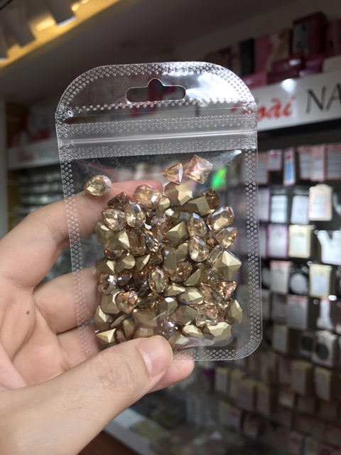 Set đá khối 100v mix size - mix màu - Phụ kiện Nail Giá Rẻ