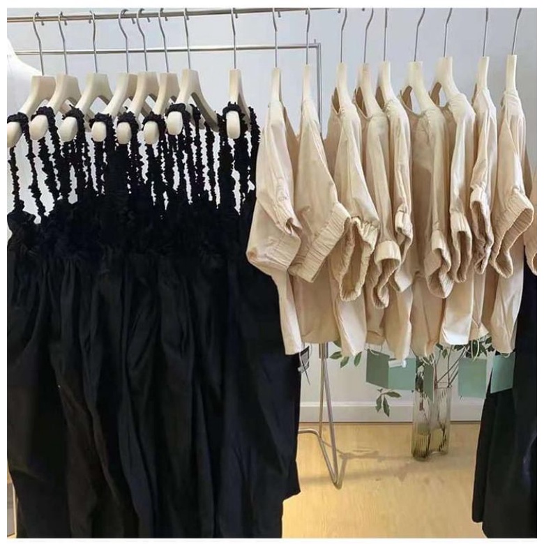 Set Nữ Set Yếm Chun Vai Kèm Áo Sơ Mi Ngắn Tay Tạo Kiểu Xinh Xắn