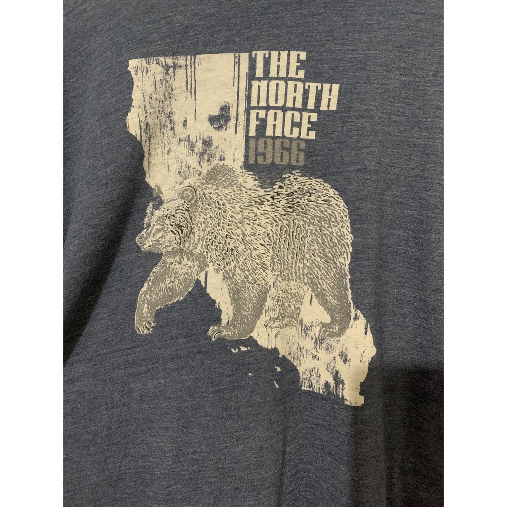 Áo thun ngắn tay cổ tròn tee hiệu THE NORTH FACE chính hãng secondhand