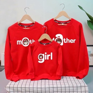 Áo nỉ đỏ tay dài gia đình dễ thương