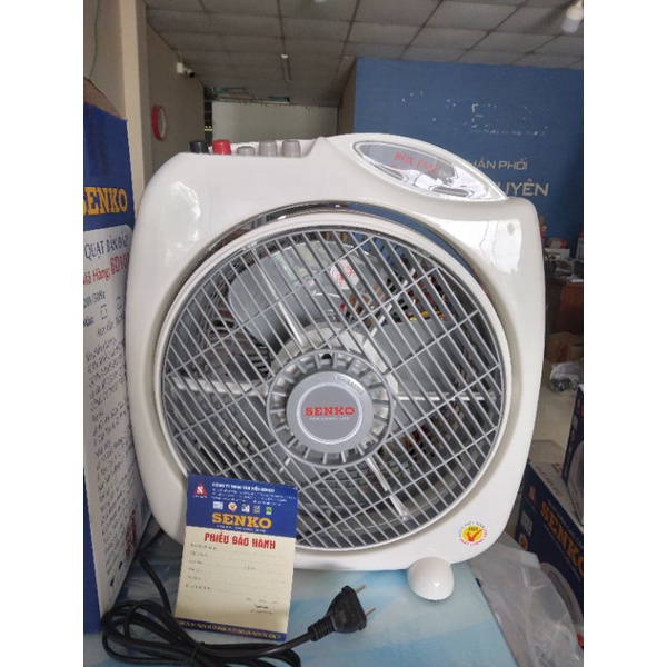 Quạt bàn đảo Senko BD1010.