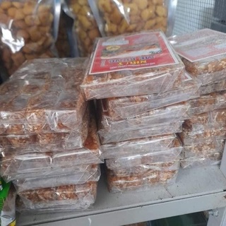 kẹo mè xửng huế