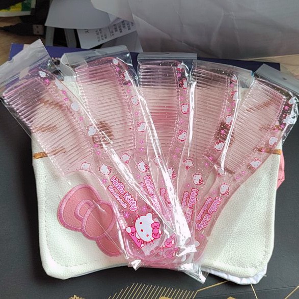 Lược Chải Tóc Nhựa Chống Tĩnh Điện Hình Mèo Hello Kitty Màu Hồng Đáng Yêu Cho Nữ