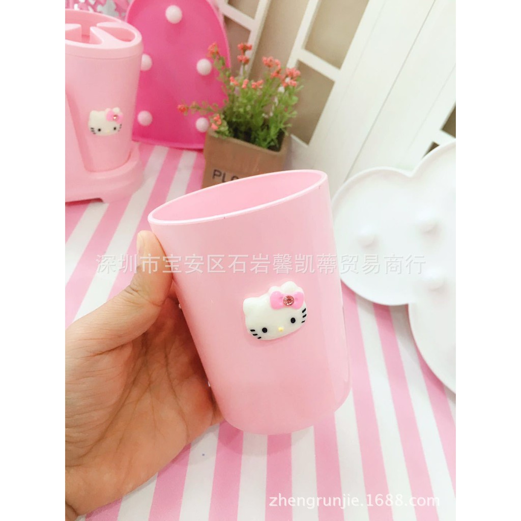 Cốc đánh răng và kệ để đồ 3 chi tiết Hello Kitty ☘☘