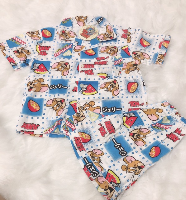 Bộ pijama baby boy Thái Lan tay ngắn quần dài trên gối,Shop có mấy mẫu hoạt hình cute phô mai que luôn 😍,chất lượng trê