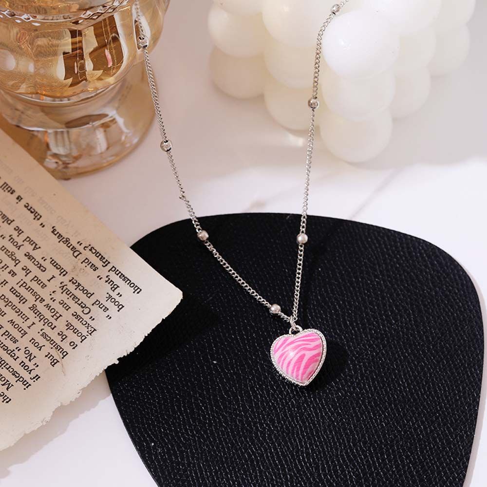 Vòng cổ choker mặt hình trái tim màu hồng thời trang Hàn Quốc xinh xắn cho nữ