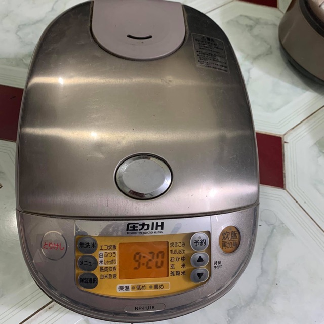 Bán nồi cơm điện IH cao tần áp suất dung tích 1,8l hàng Nhật bãi điện 100v - nấu cơm ngon , cháo, gạo nứt , sushi .....