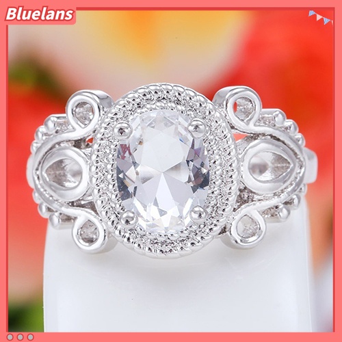 Nhẫn mạ vàng trắng 18K đính đá hình Oval độc đáo