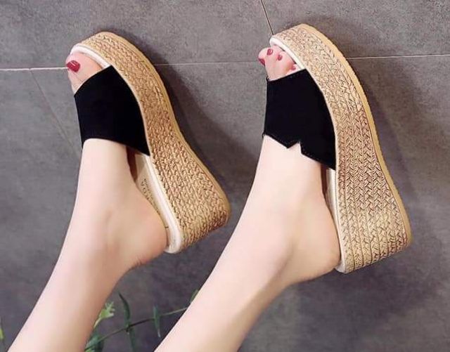 Dép đế xuồng cói 8p